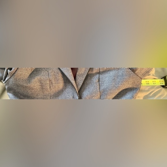 𝅺J9 - Vintage - 2 Piece woman’s suit - Picture 12 of 12